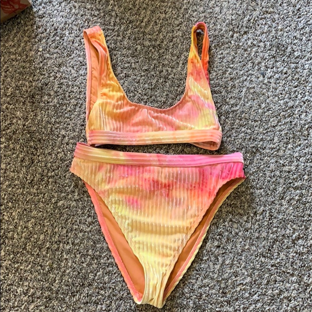 TIE DYE BATHING SUIT